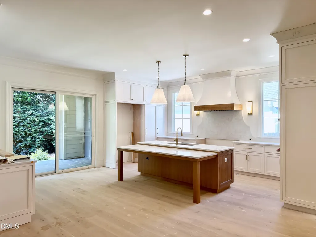 6832 Greystone Drive Raleigh NC 27615