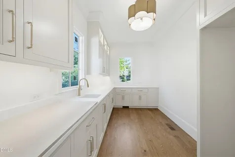 6832 Greystone Drive Raleigh NC 27615