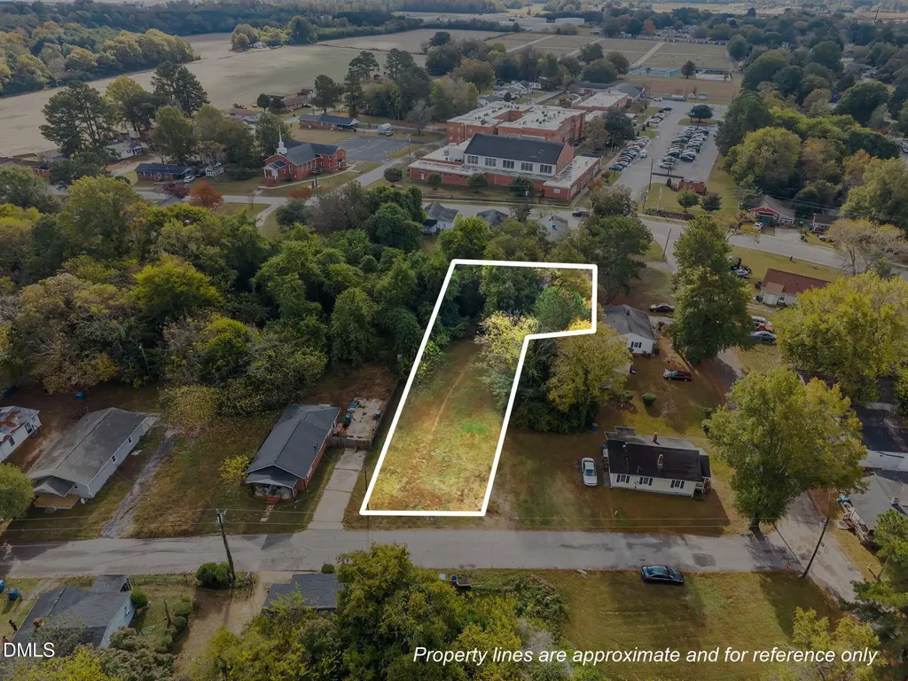 102 N Jackson Street Dunn NC 28334