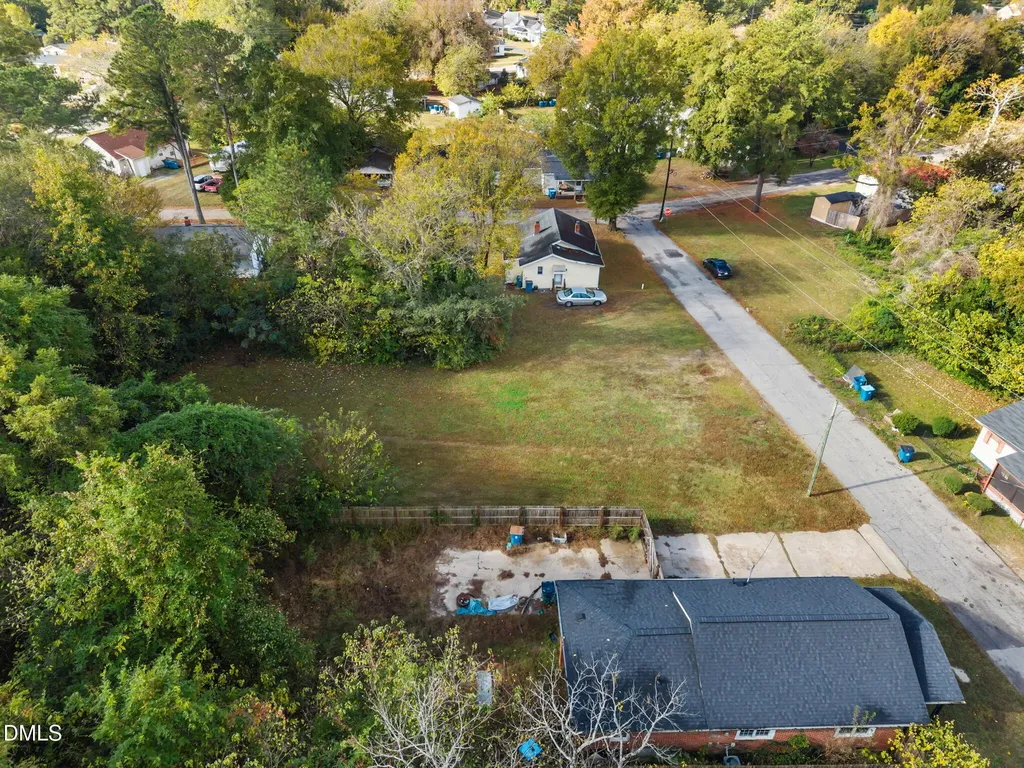 102 N Jackson Street Dunn NC 28334