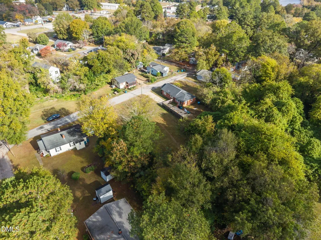 102 N Jackson Street Dunn NC 28334