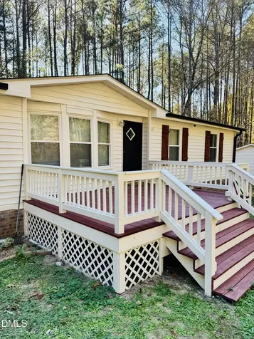 3280 Lakebay Road Vass NC 28394