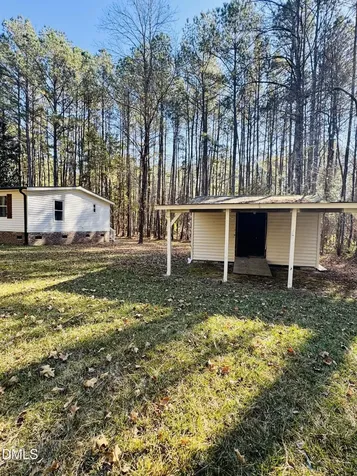 3280 Lakebay Road Vass NC 28394