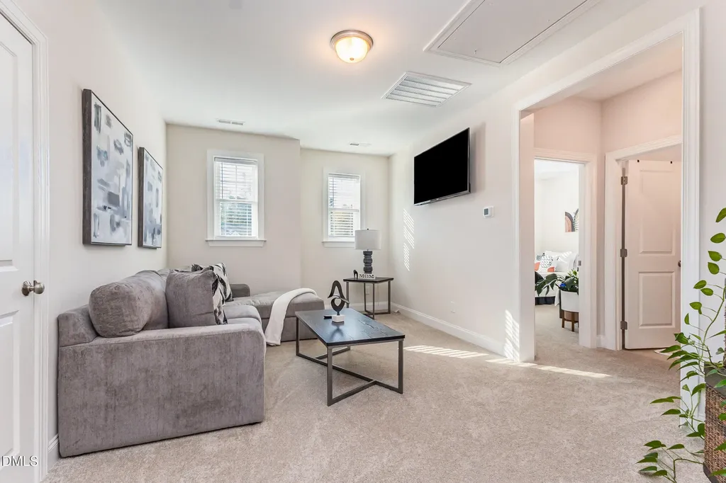 300 W Amber Oak Drive Selma NC 27576