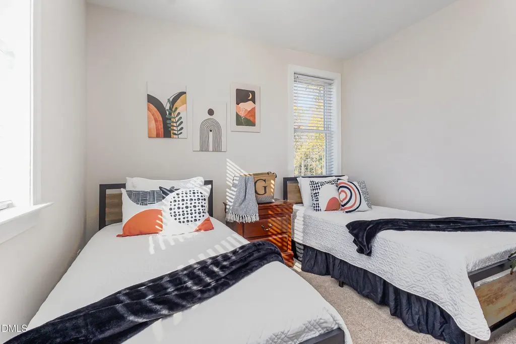 300 W Amber Oak Drive Selma NC 27576