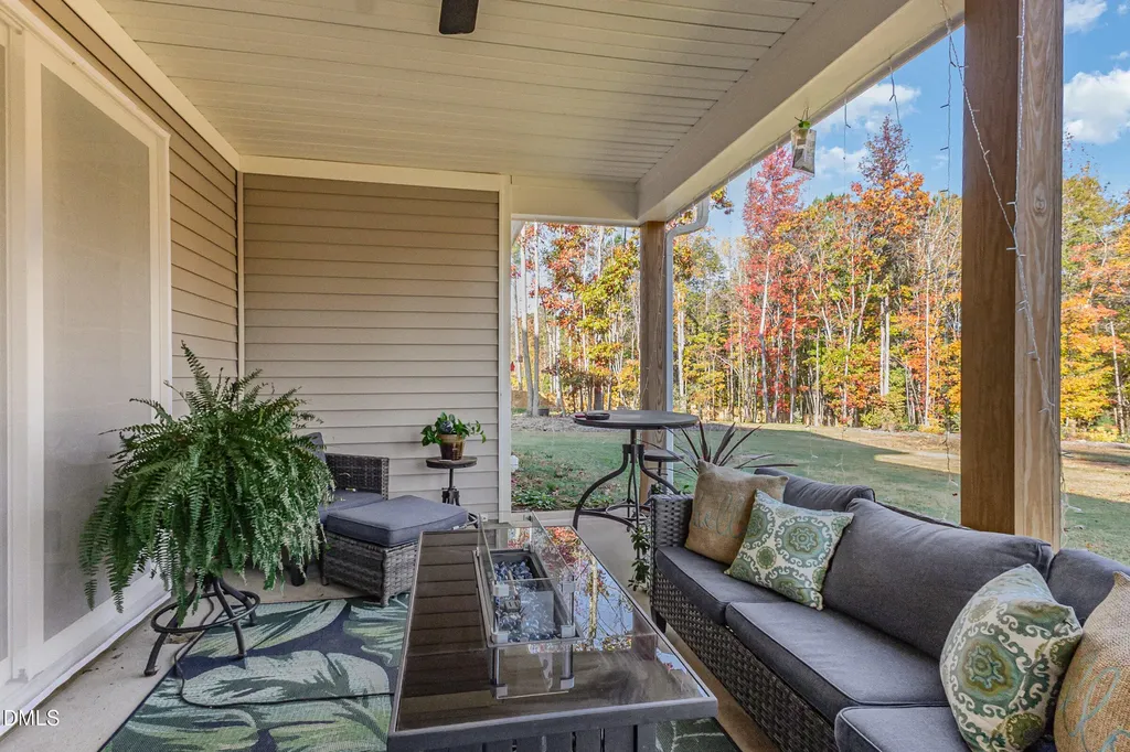300 W Amber Oak Drive Selma NC 27576