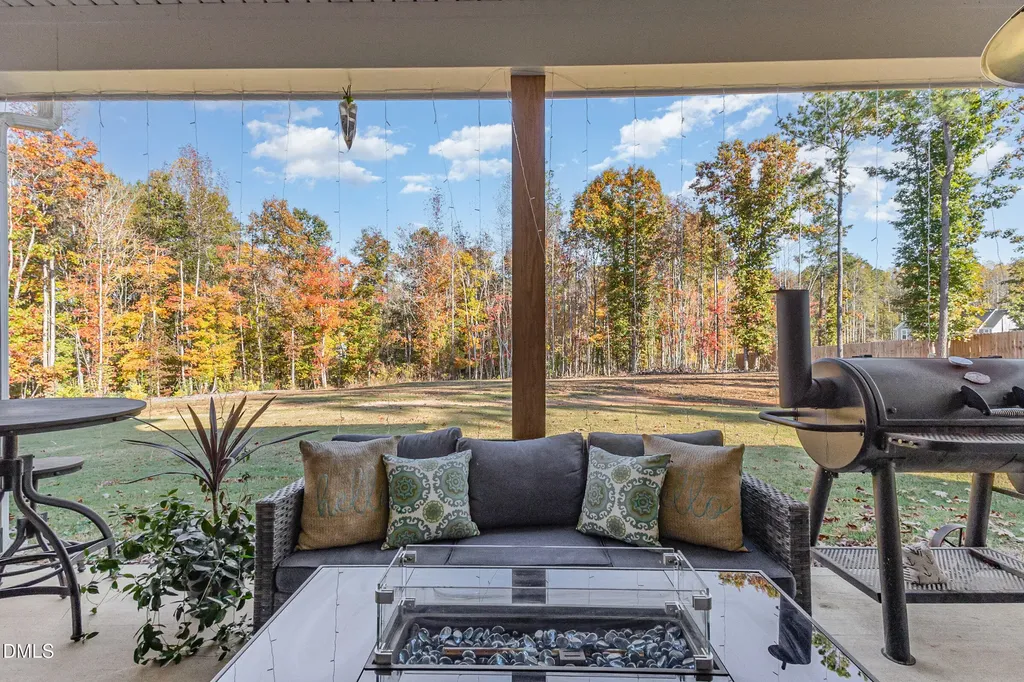 300 W Amber Oak Drive Selma NC 27576