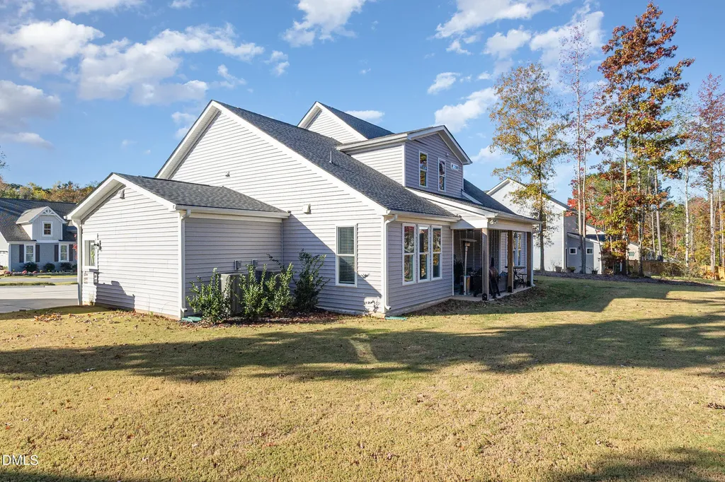 300 W Amber Oak Drive Selma NC 27576