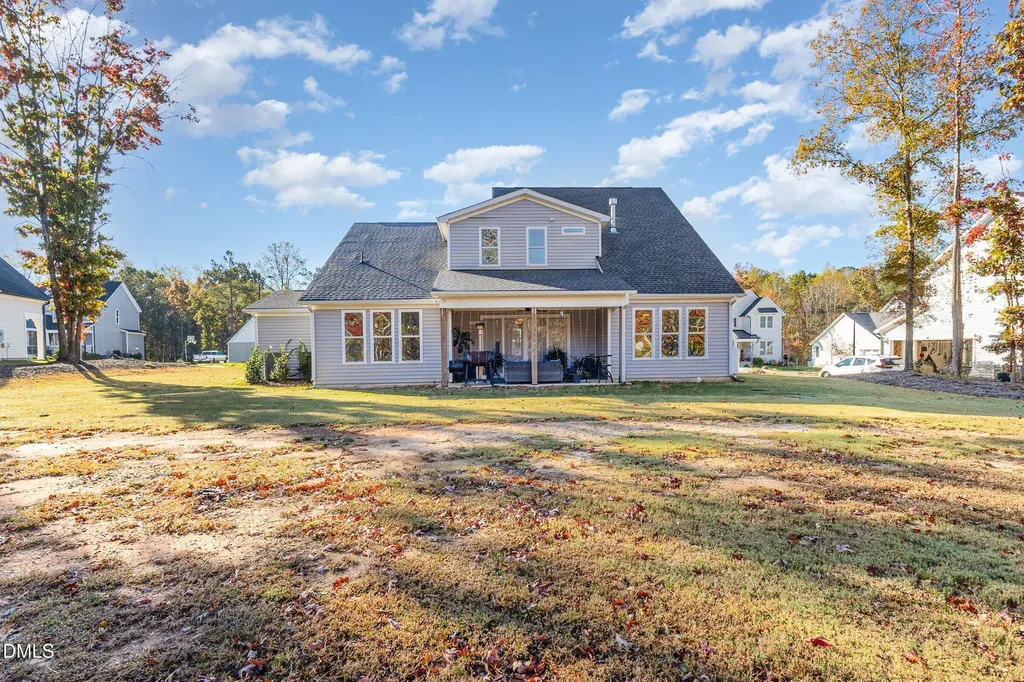 300 W Amber Oak Drive Selma NC 27576