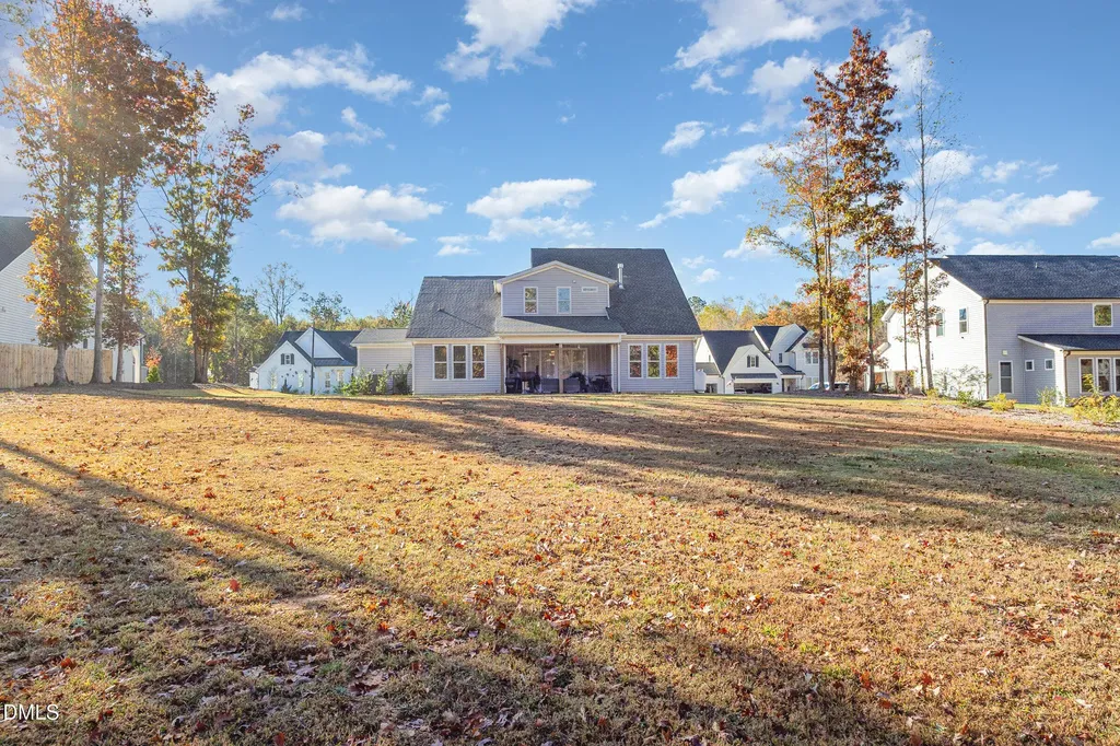 300 W Amber Oak Drive Selma NC 27576