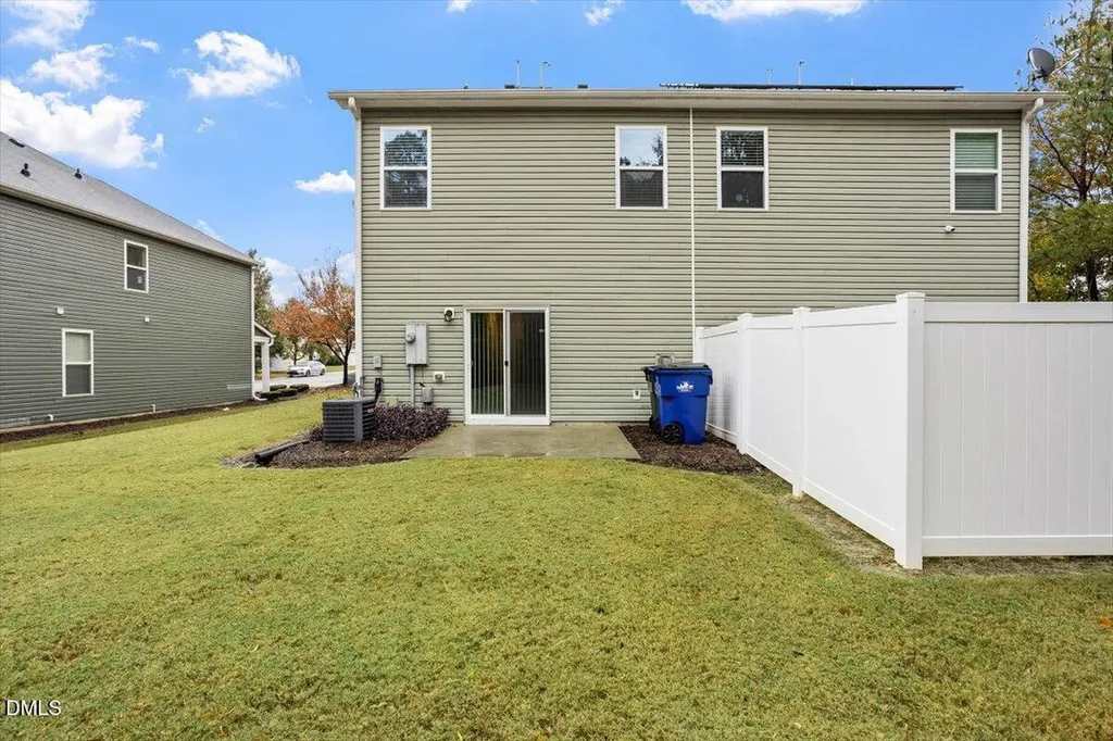 2306 Stoney Spring Drive Raleigh NC 27610
