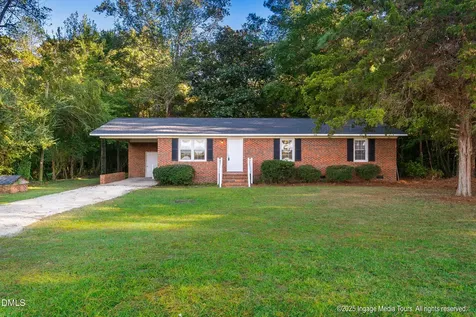 305 British Road Kinston NC 28501