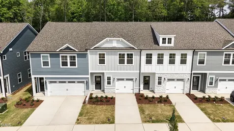 8813 Malmesbury Lane Raleigh NC 27616