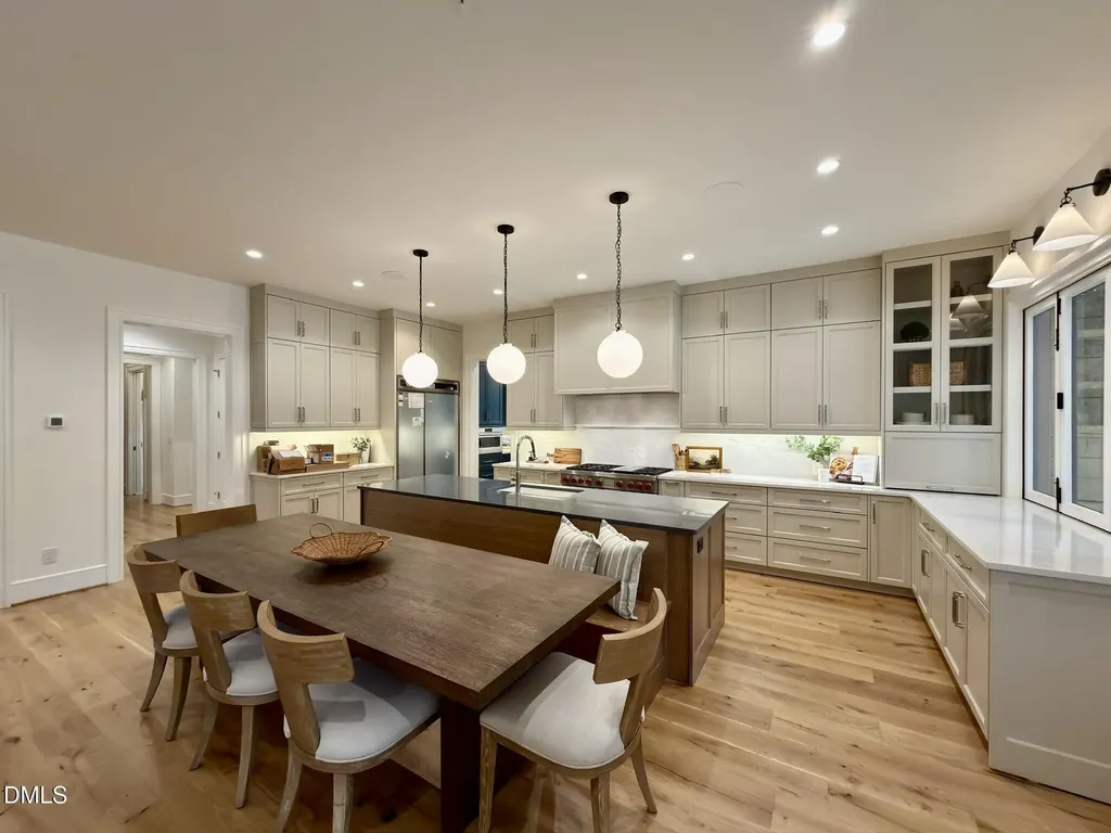 1718 Piccadilly Lane Raleigh NC 27608