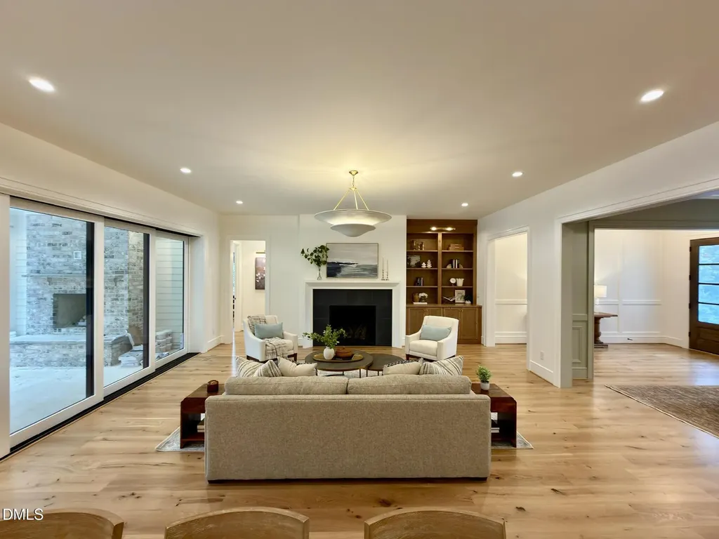 1718 Piccadilly Lane Raleigh NC 27608