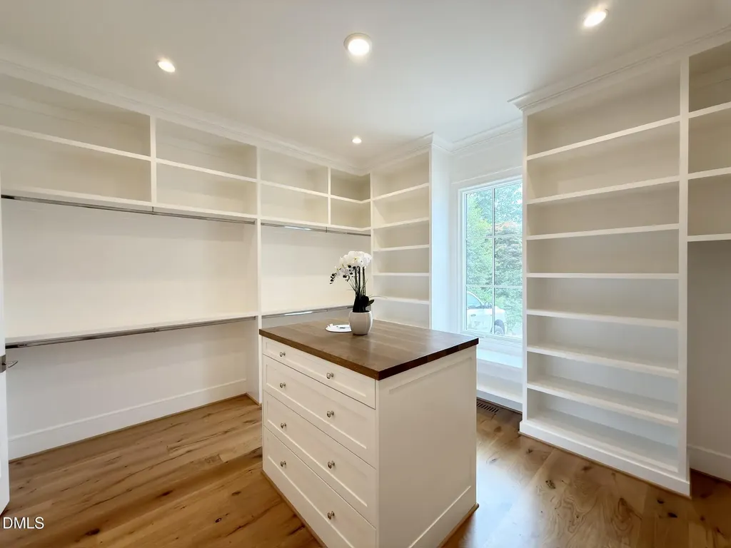 1718 Piccadilly Lane Raleigh NC 27608
