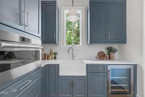 1718 Piccadilly Lane Raleigh NC 27608