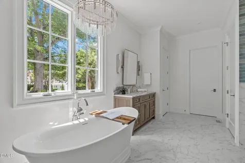 1718 Piccadilly Lane Raleigh NC 27608