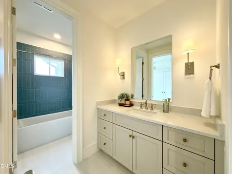 1718 Piccadilly Lane Raleigh NC 27608