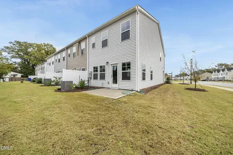 109 Peebles Drive Smithfield NC 27577