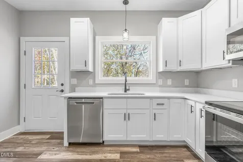 1507 Alta Vista Lane Graham NC 27253