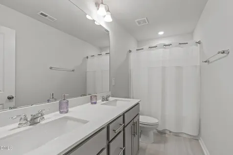 1809 Barrett Run Trail Apex NC 27502