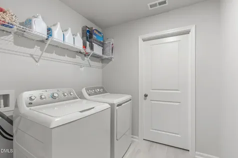 1809 Barrett Run Trail Apex NC 27502