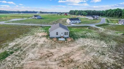52 Grace Pond Avenue Benson NC 27504