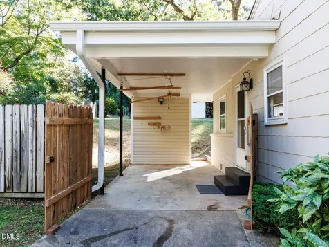 1332 Banbury Road Raleigh NC 27607