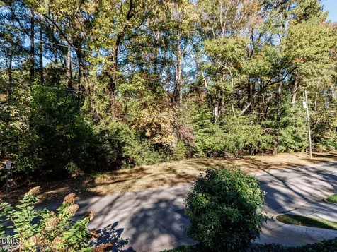 1332 Banbury Road Raleigh NC 27607