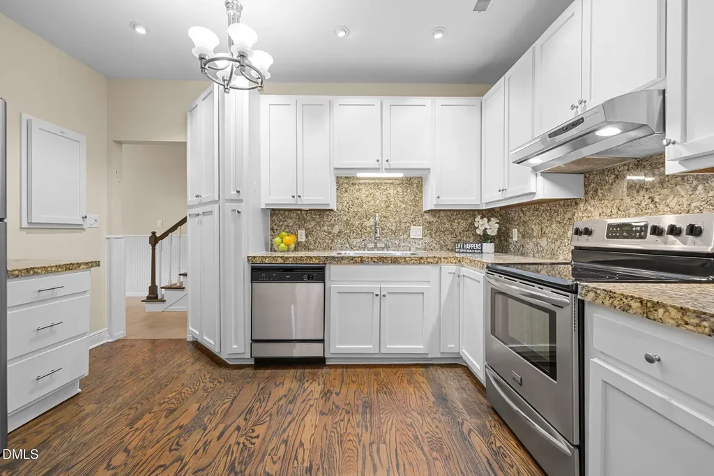 6423 New Market Way Raleigh NC 27615