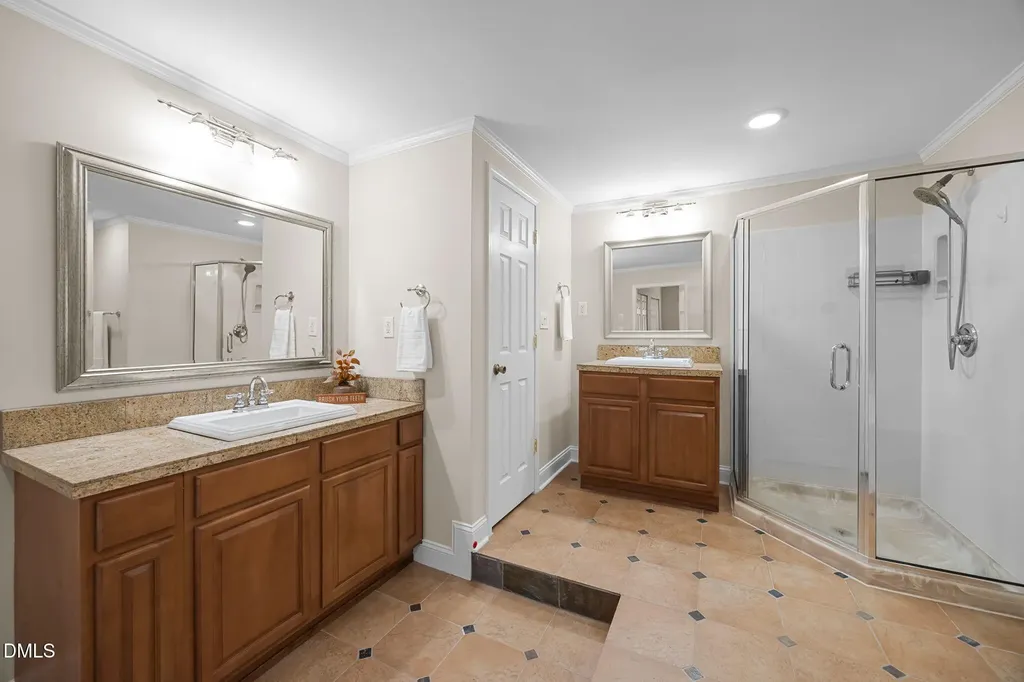 6423 New Market Way Raleigh NC 27615