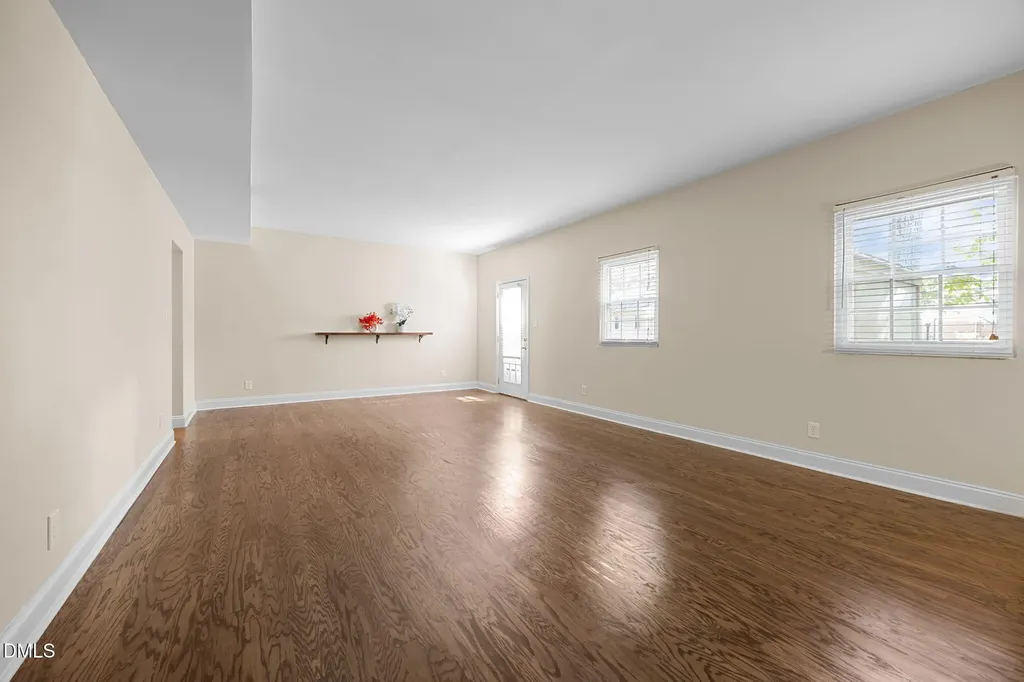 6423 New Market Way Raleigh NC 27615