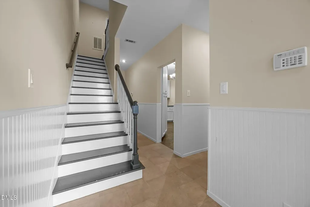 6423 New Market Way Raleigh NC 27615