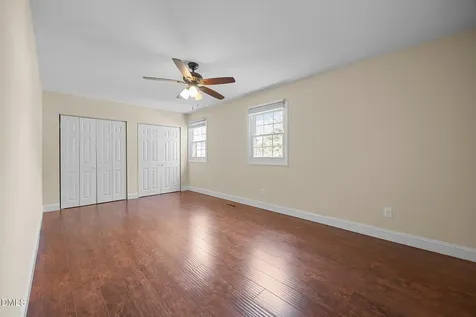 6423 New Market Way Raleigh NC 27615