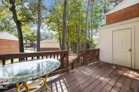 6423 New Market Way Raleigh NC 27615