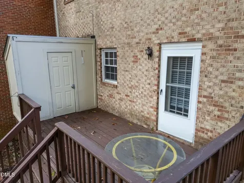 6423 New Market Way Raleigh NC 27615