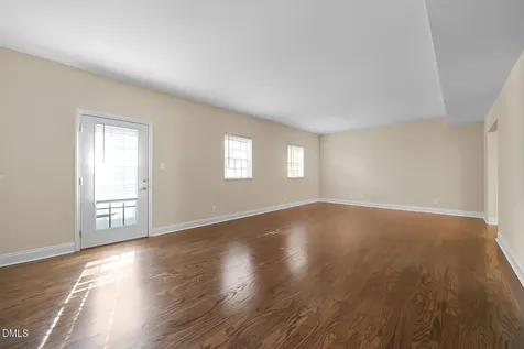 6423 New Market Way Raleigh NC 27615