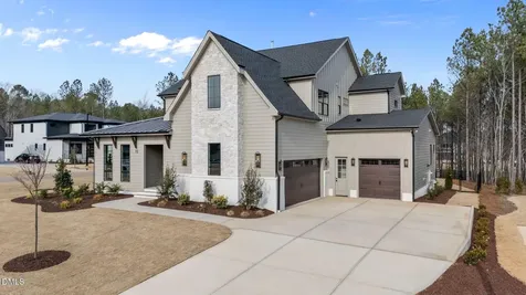 15 Chestnut Oak Drive Youngsville NC 27596