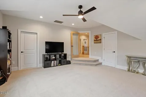 25 Chestnut Oak Drive Youngsville NC 27596