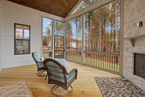 25 Chestnut Oak Drive Youngsville NC 27596