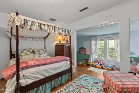 3724 Hope Valley Road Durham NC 27707