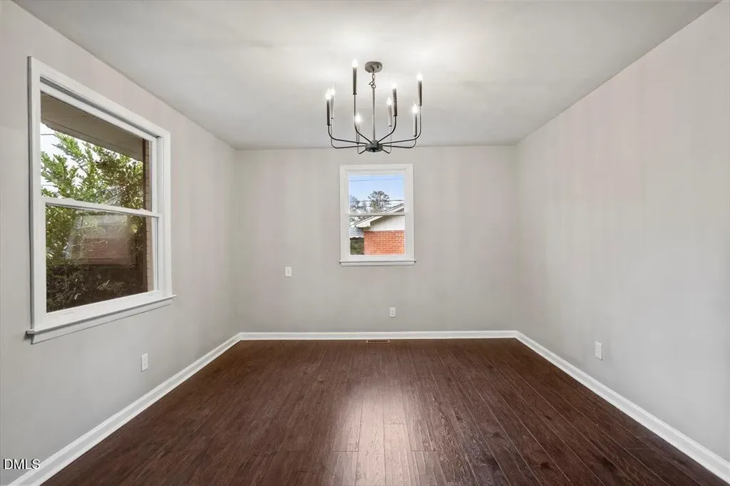 816 Peyton Street Raleigh NC 27610