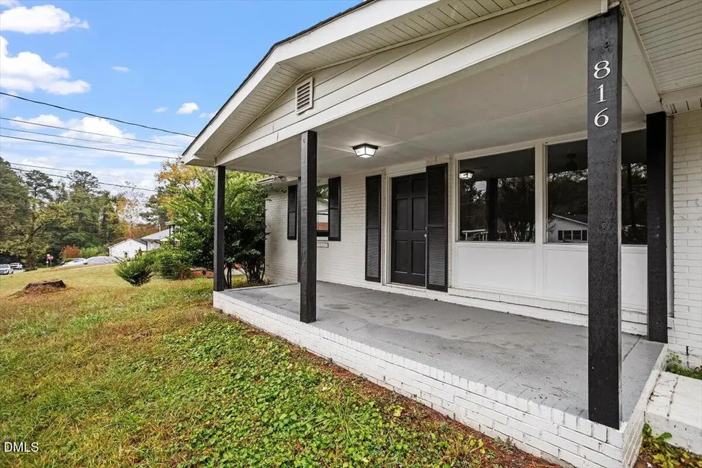816 Peyton Street Raleigh NC 27610