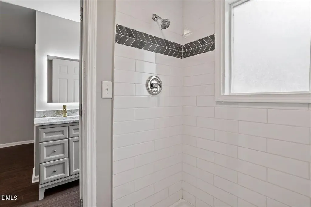 816 Peyton Street Raleigh NC 27610