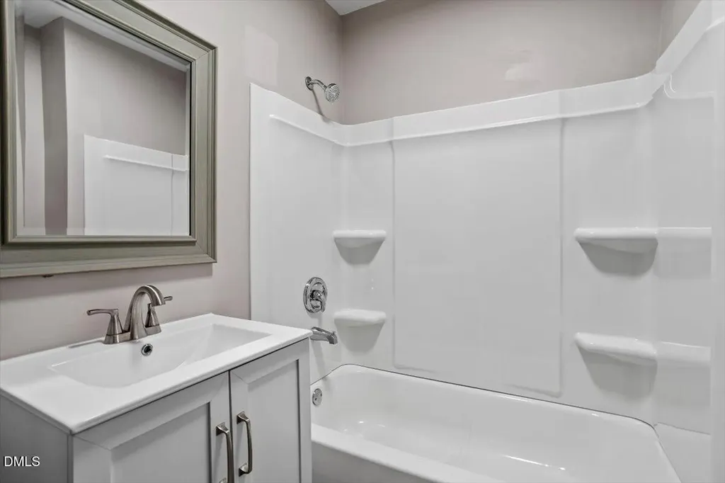 816 Peyton Street Raleigh NC 27610