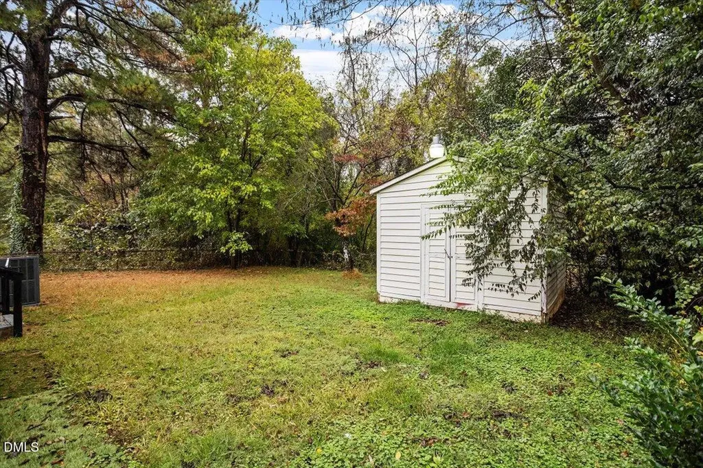 816 Peyton Street Raleigh NC 27610