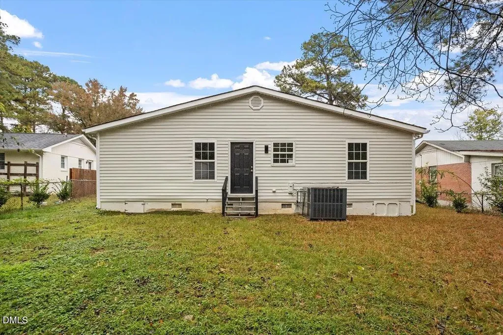 816 Peyton Street Raleigh NC 27610