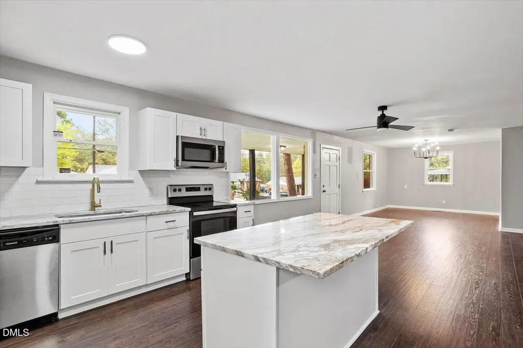 816 Peyton Street Raleigh NC 27610