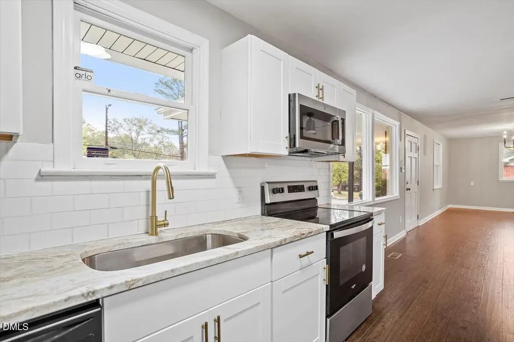 816 Peyton Street Raleigh NC 27610